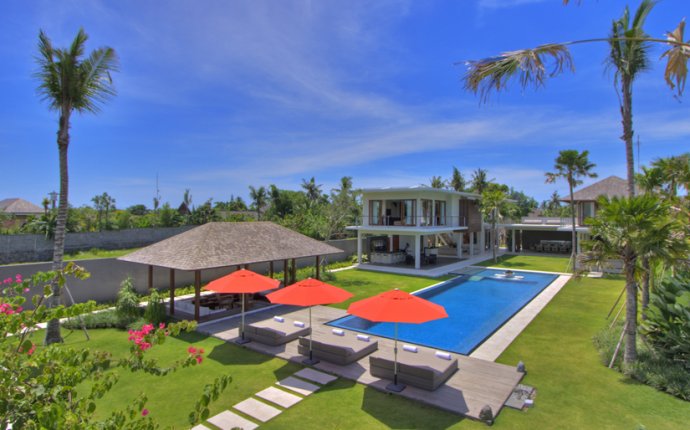 Bali Villas Accommodation Canggu | Bali Villa 5 Bedrooms